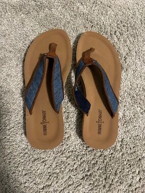Minnetonka Blue Denim and Brown Leather Casual Flip Flops